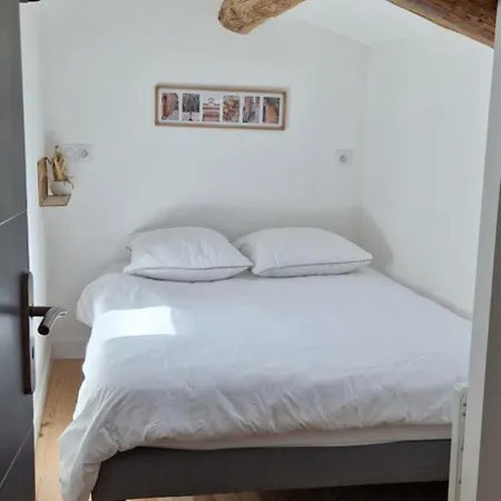 Dans Un Mas Provencal Renove *