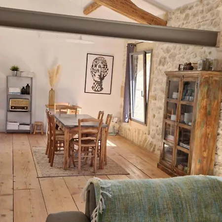 Dans Un Mas Provencal Renove Lägenhet *