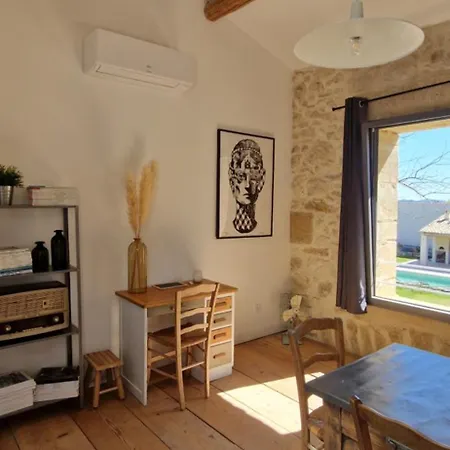Dans Un Mas Provencal Renove * Saint-Hilaire-dʼOzilhan