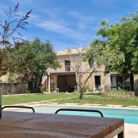 Dans Un Mas Provencal Renove Saint-Hilaire-dʼOzilhan